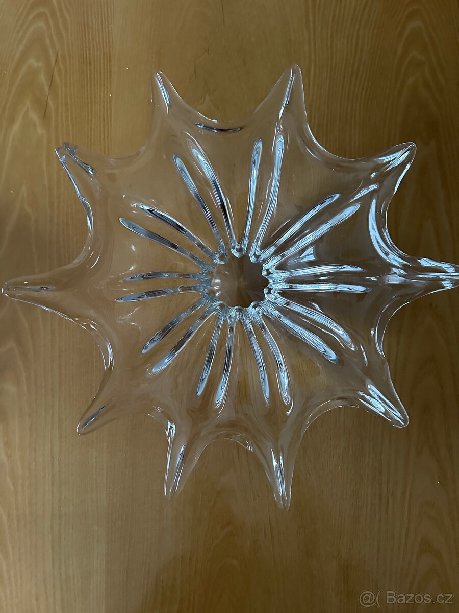 Starožitná skleněná mísa