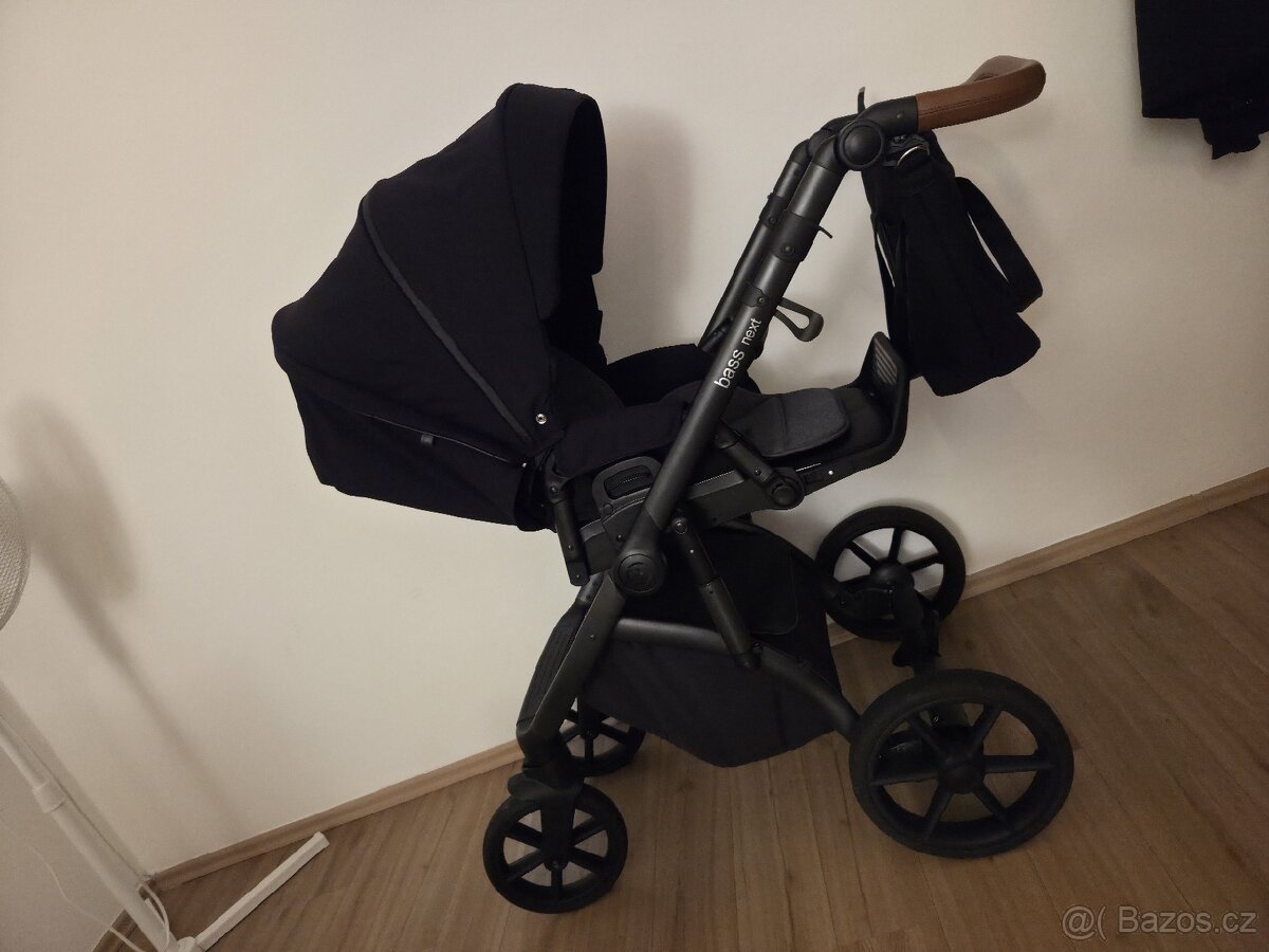 Kočárek Roan Bass Next 3 v 1