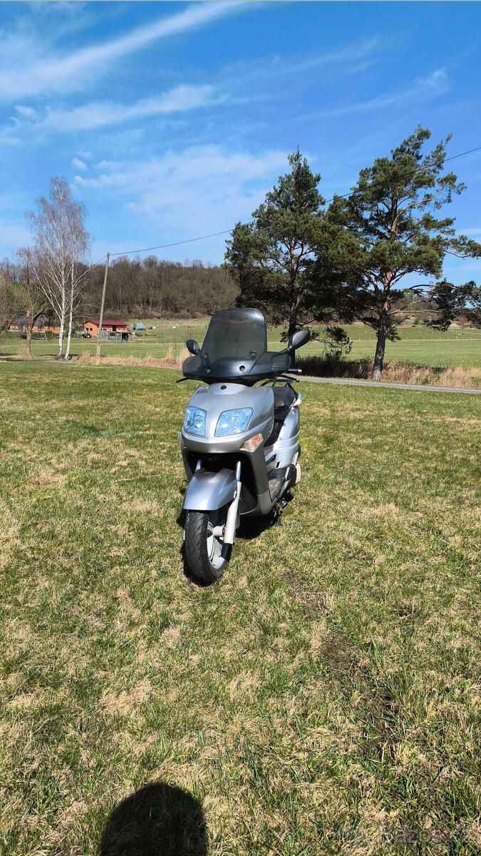 Yamaha Versity 300