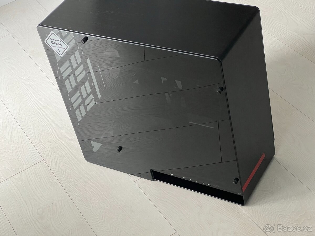 IN WIN skříň 909, Full Tower, Black