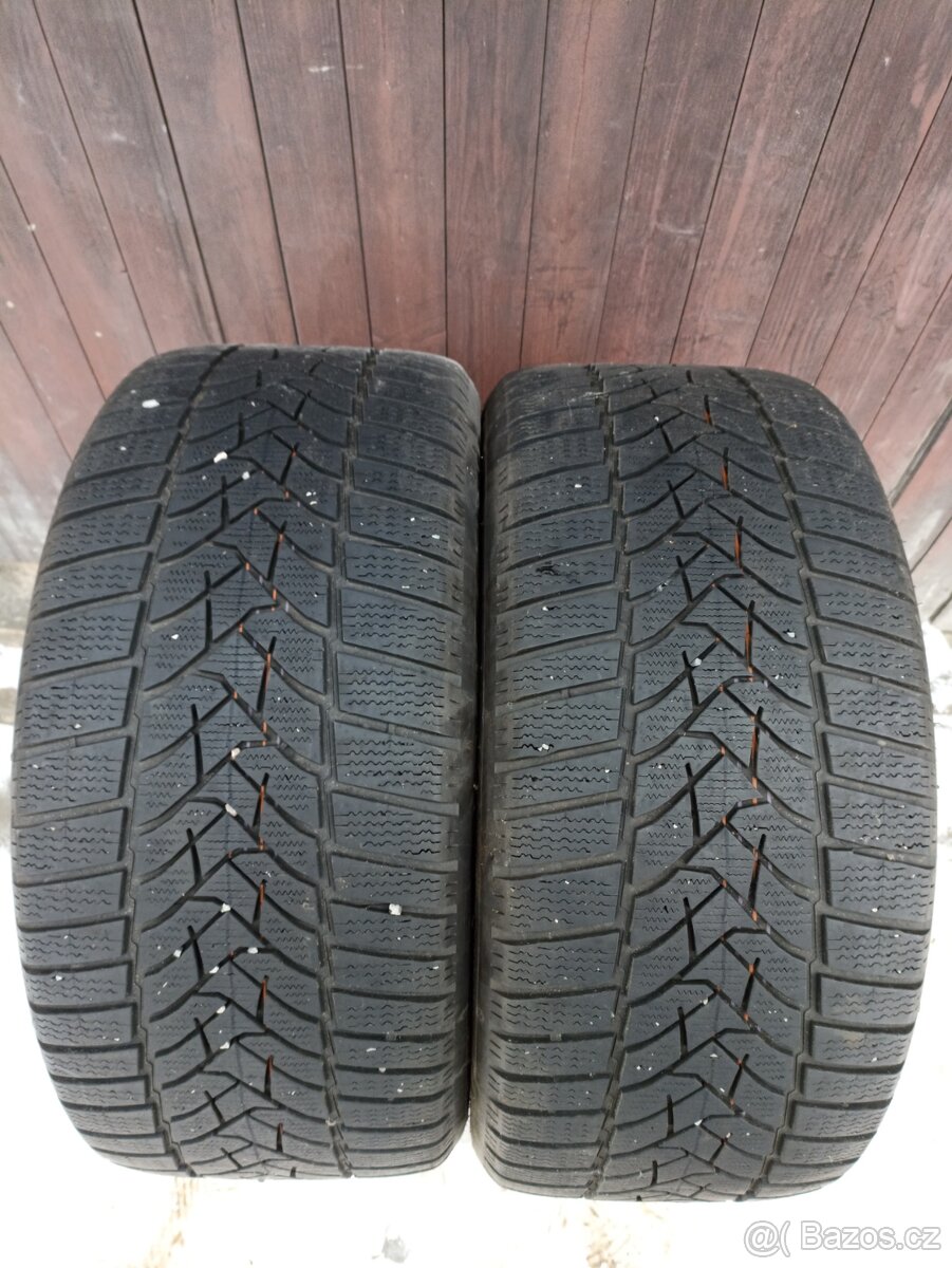 2x zimní pneu 285/40/20 Dunlop