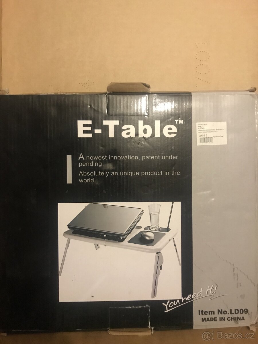 stolek pod notebook