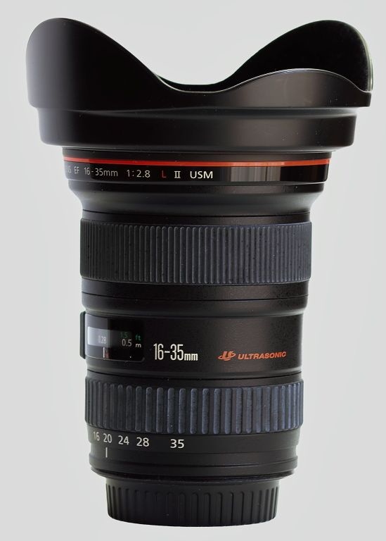 Prodám profi Canon objektiv EF 16-35mm f2,8 L II USM