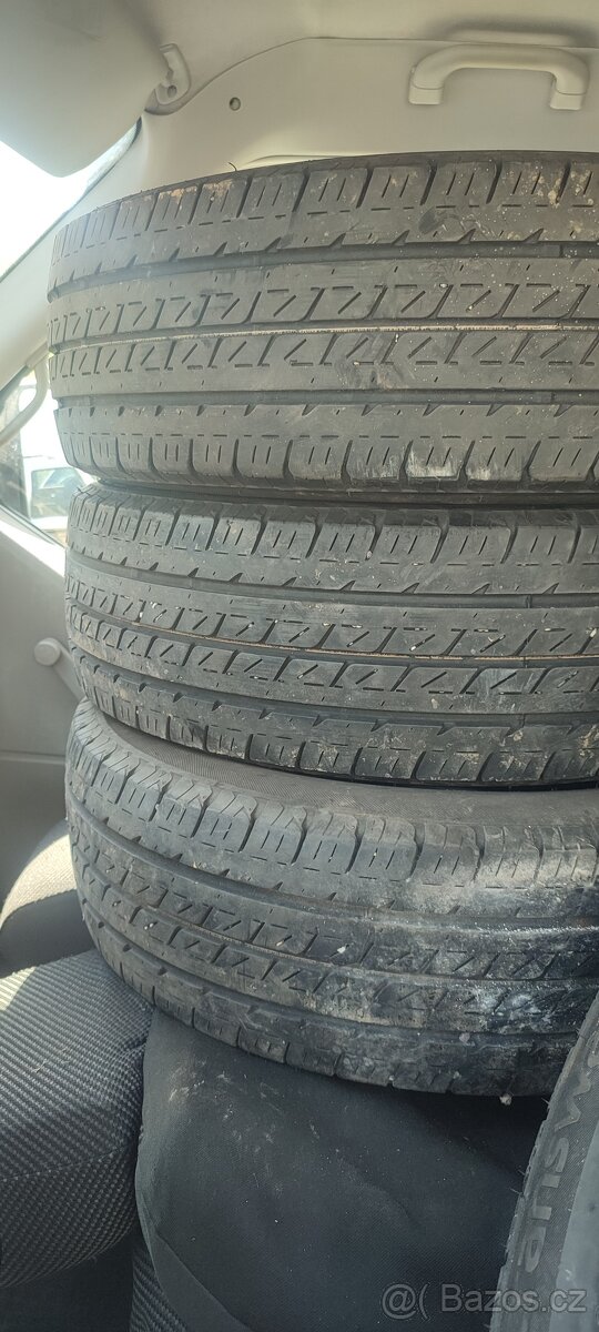 205/65 R16 C zatezove dodavkove pneu