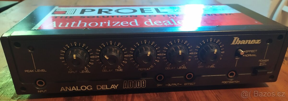Ibanez AD 100