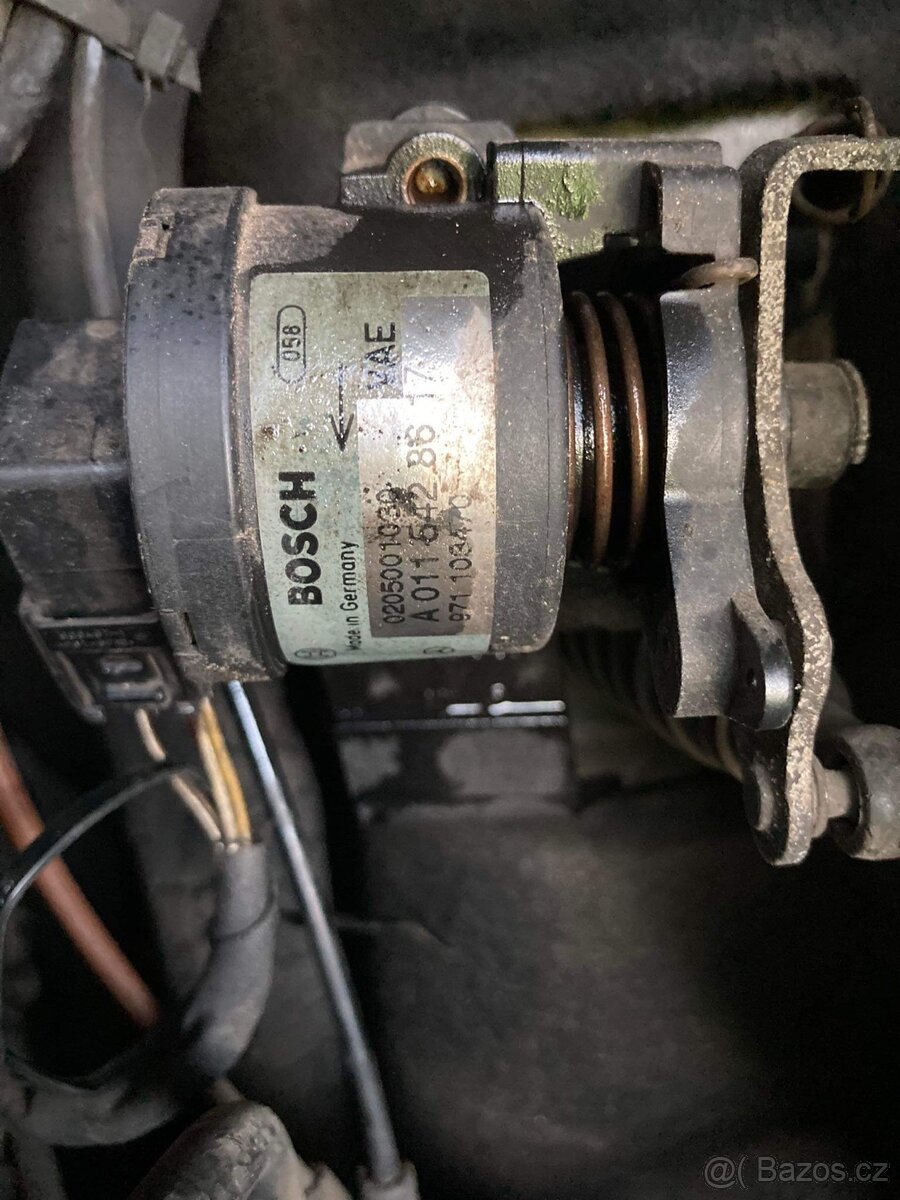Snímač polohy plynového pedálu VW LT