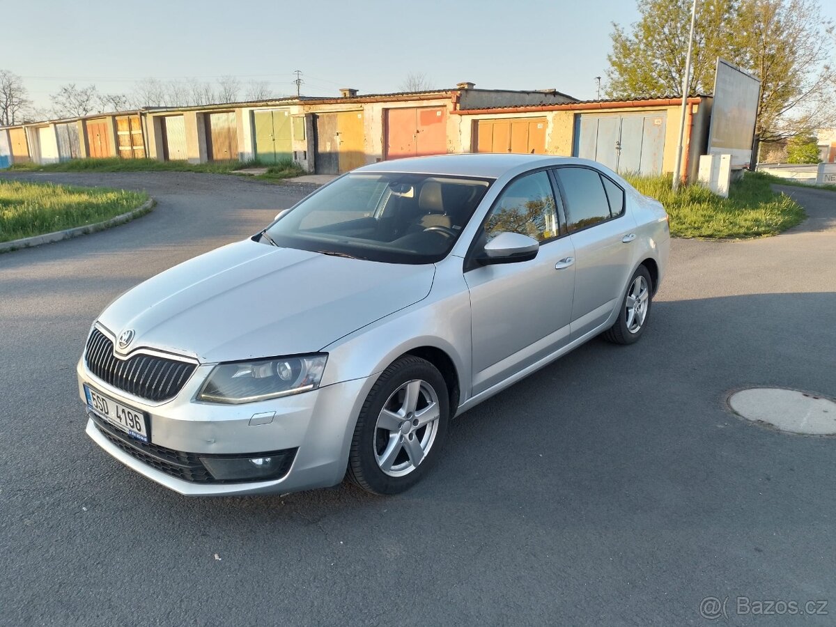 Škoda Octavia 3; benzín, 1.8 TSI, 132 KW, tažné zařízení,