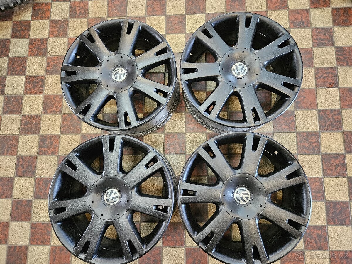 alu kola 18 5x120 8Jx18 et 57 Original VW Touareg