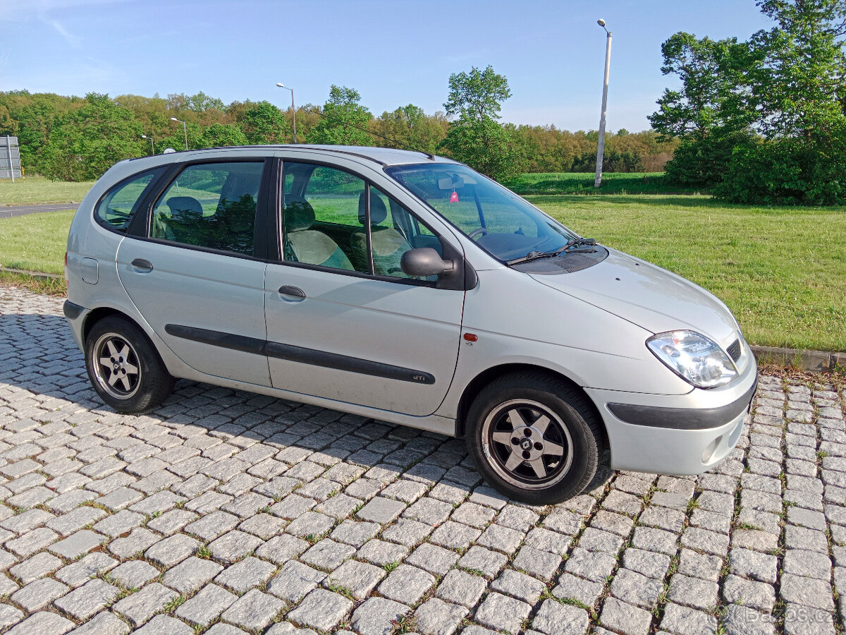 Renault Scenic 1.9 dti r2002