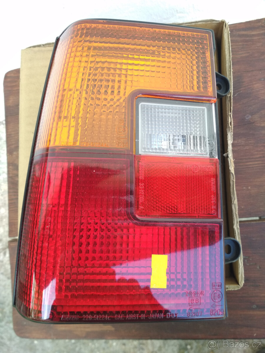 Zadní světlo 81560-87781 na Daihatsu Charade II