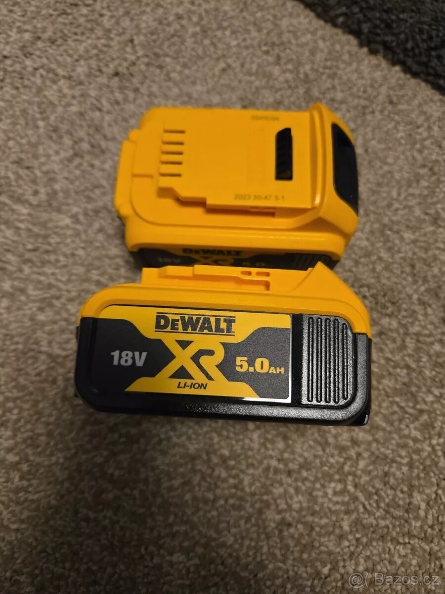 2x baterie DEWALT DCB184 18V