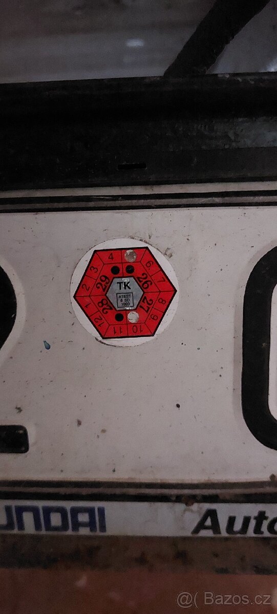 Přívěsný vozík za auto