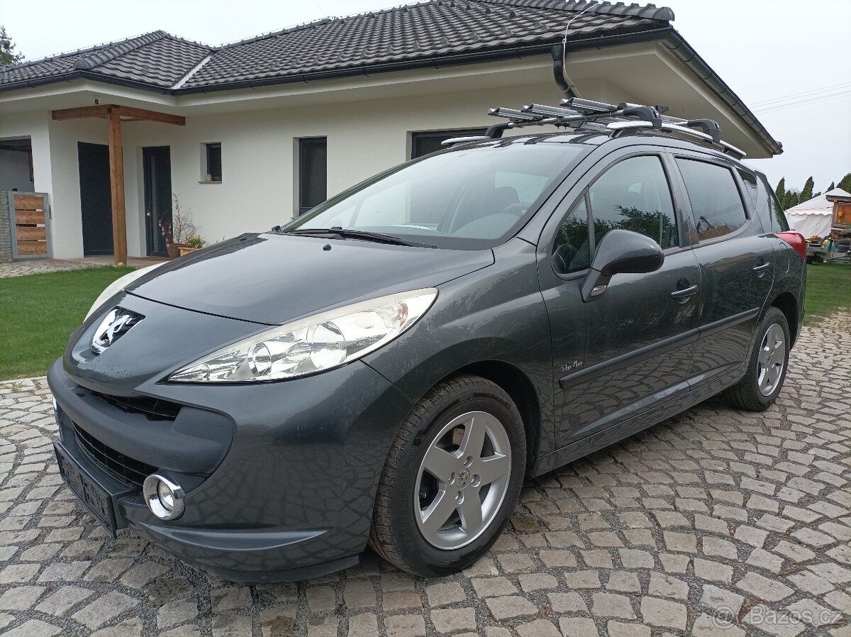 Peugeot 207 SW 1.4i, r.2009, 1.maj., po servisu, STK