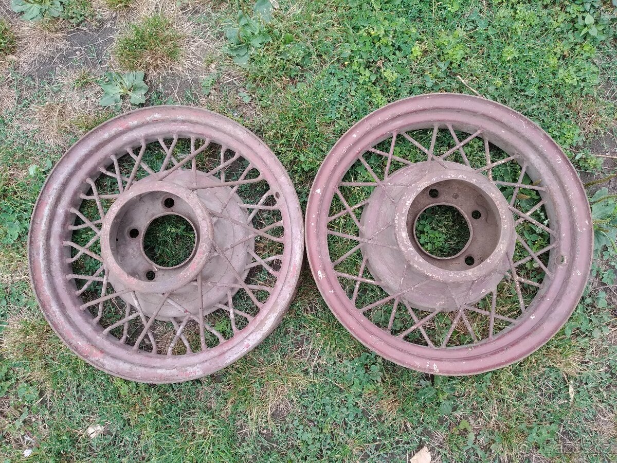 Ford V8 drátěná kola