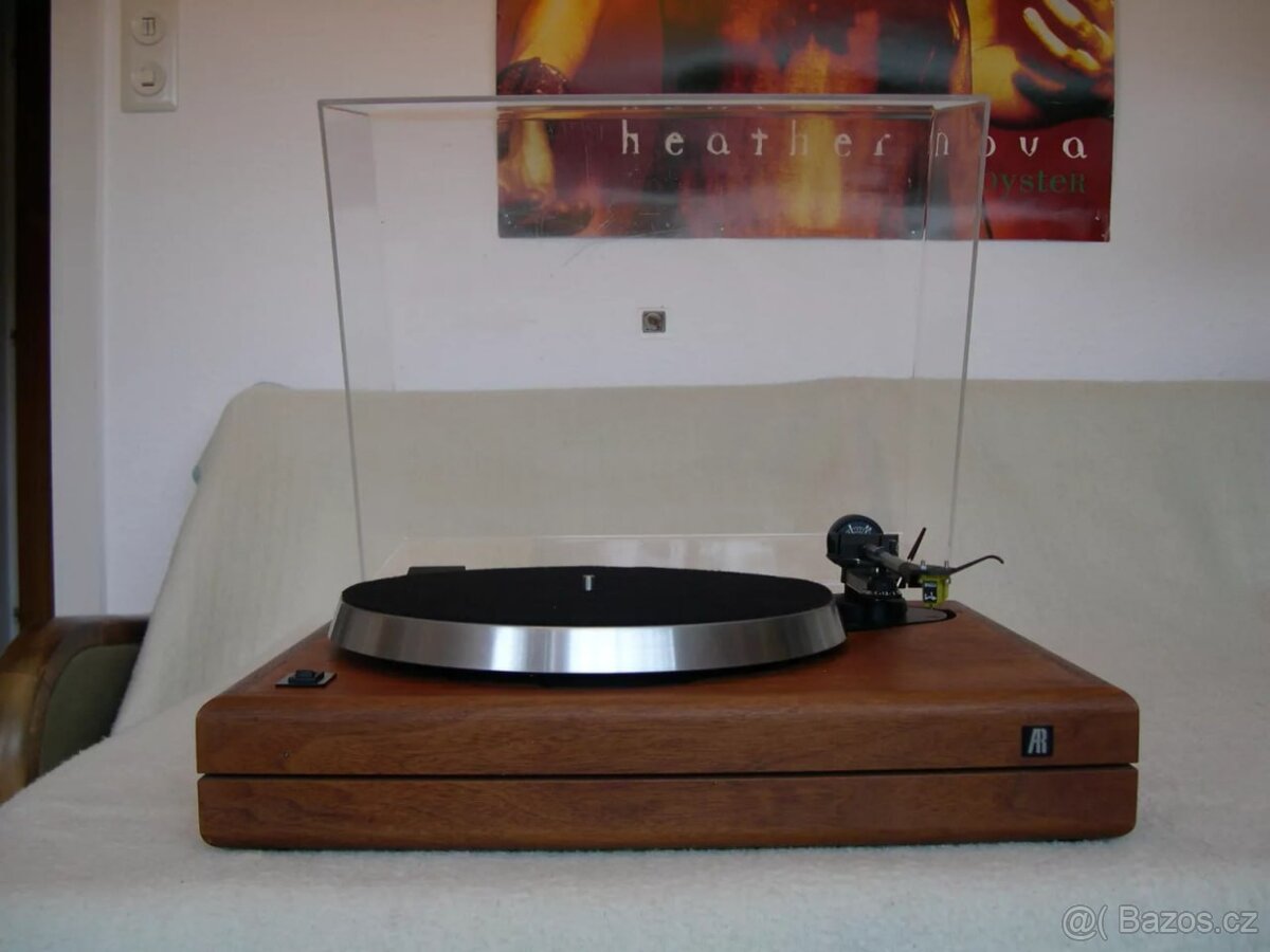 Acoustic Research ES-1 gramofon