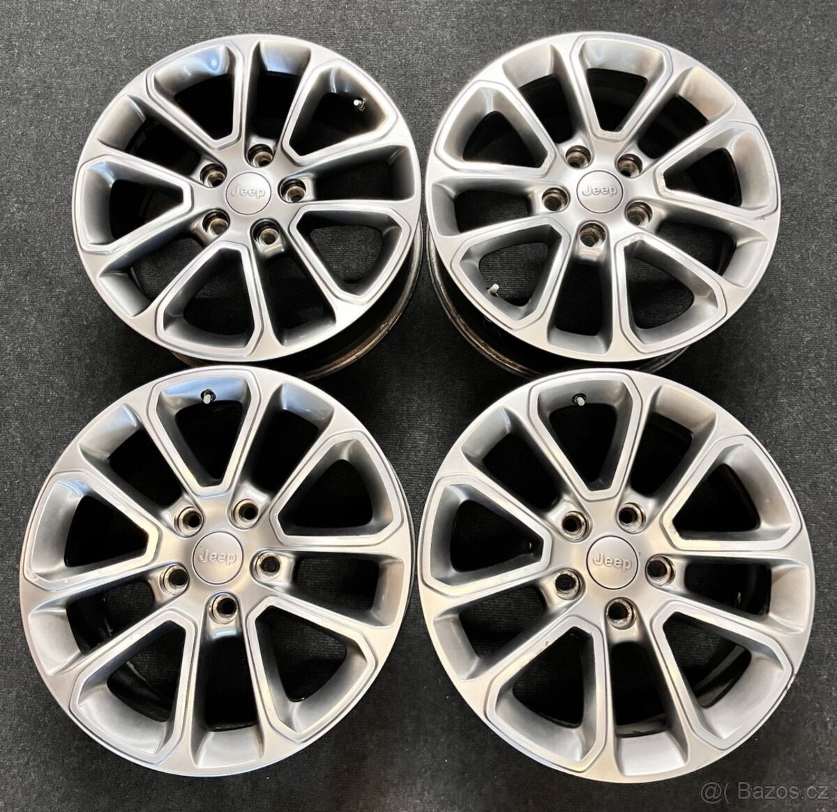 5x127 R18 Jeep Grand Cherooke originál Alu disky - ET 56.4
