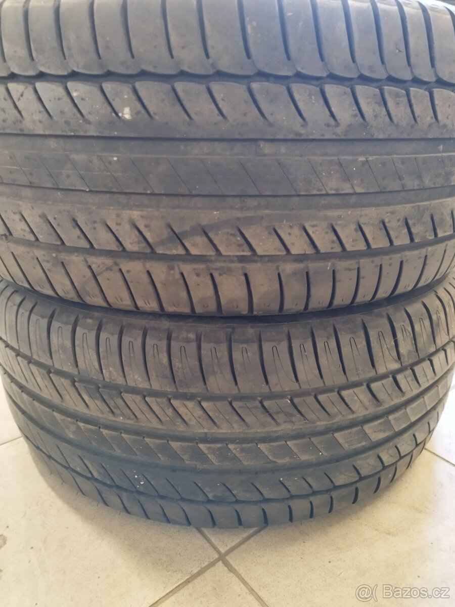 Pneu 2 kusy letní Michelin 245/45 R17