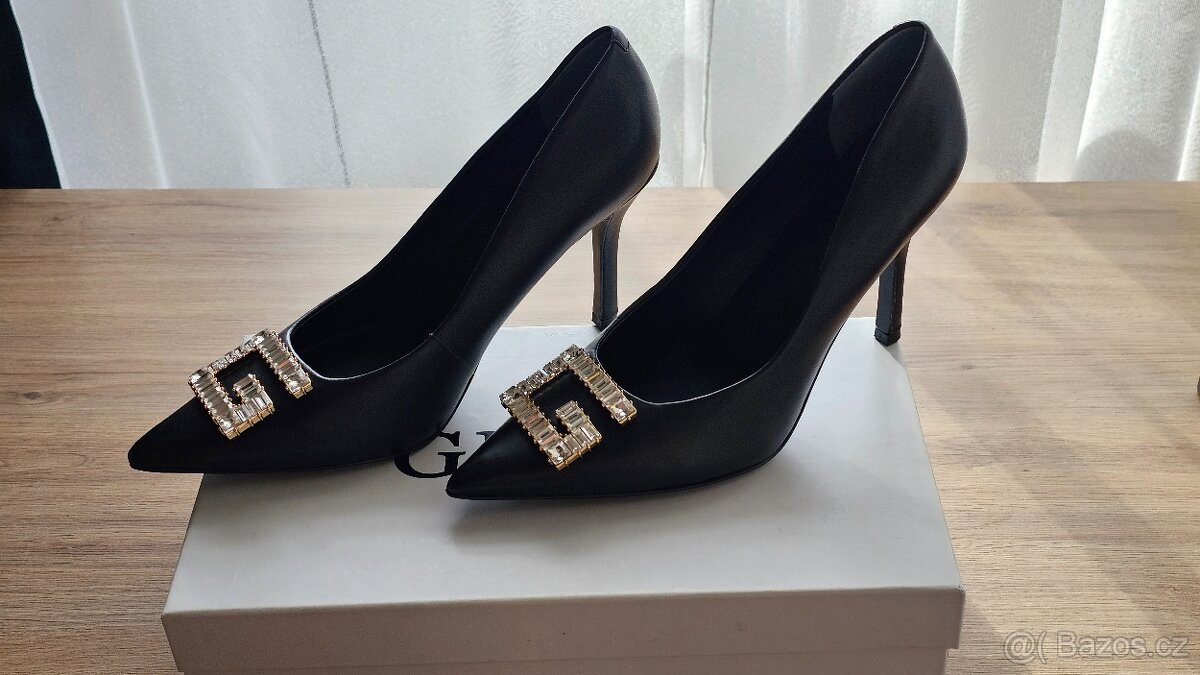 Luxusní kožené lodičky GUESS – model SCANDEL. Vel 38.