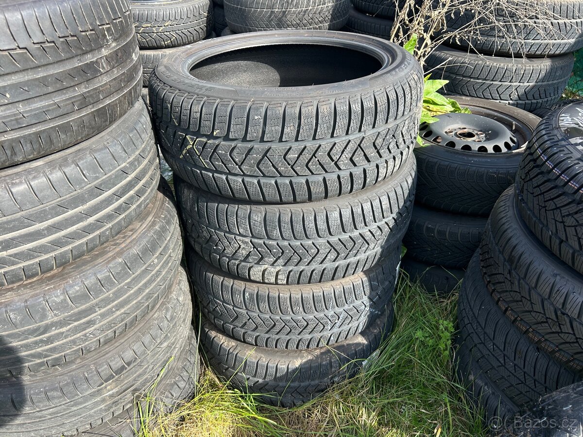 Zimní Pneu 225/45/r18 Pirelli Sottozero