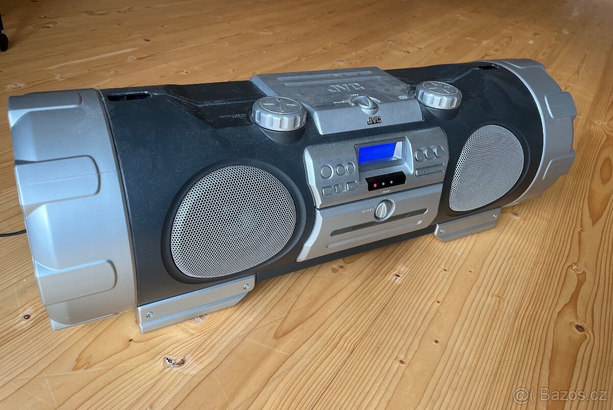 JVC RV-NB10 (CD přehrávač, kazetový přehrávač i FM rádio)