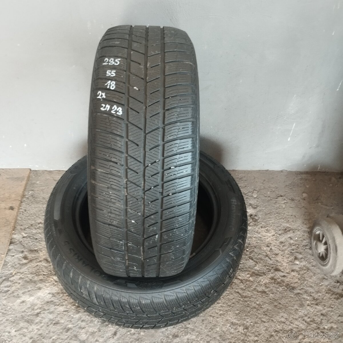 Zimní pneumatiky 235/55/18