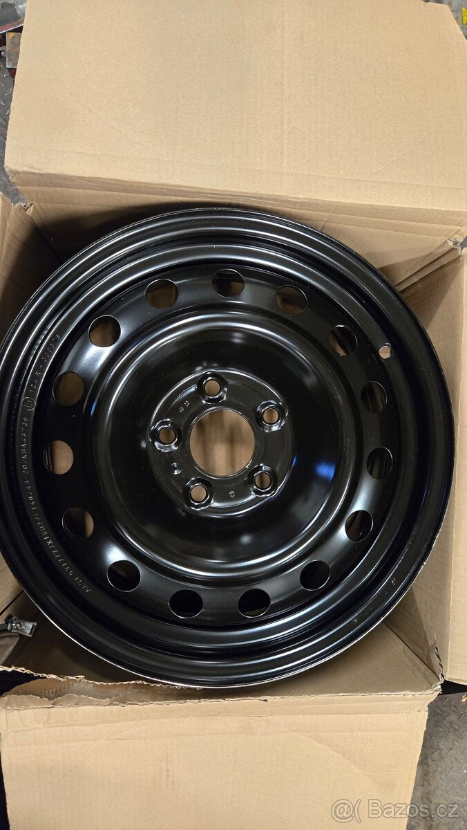 Plechové disky 7x16 5x114,3 ET40 - nové