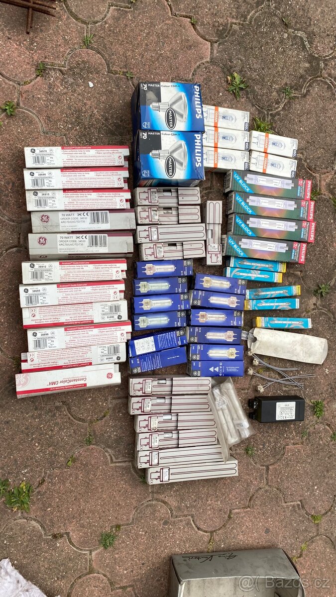 Holgeny zářivky výbojky