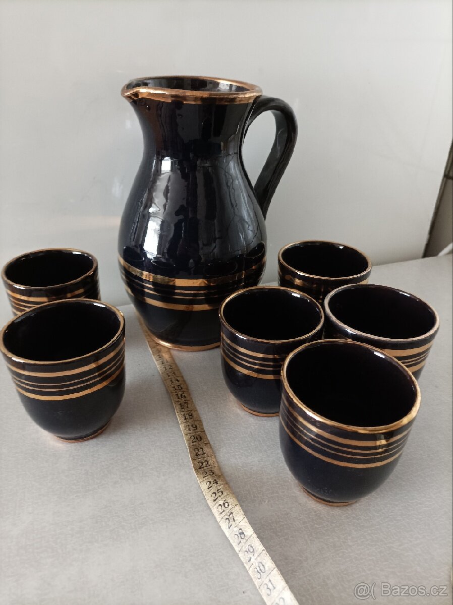 Retro souprava na víno