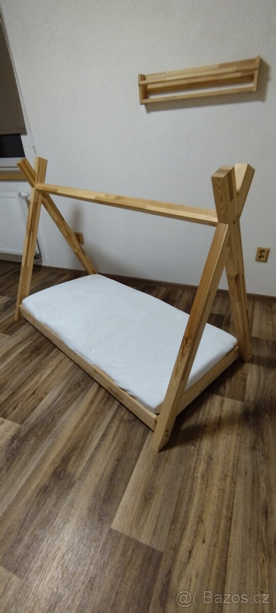 Dětská teepee postel