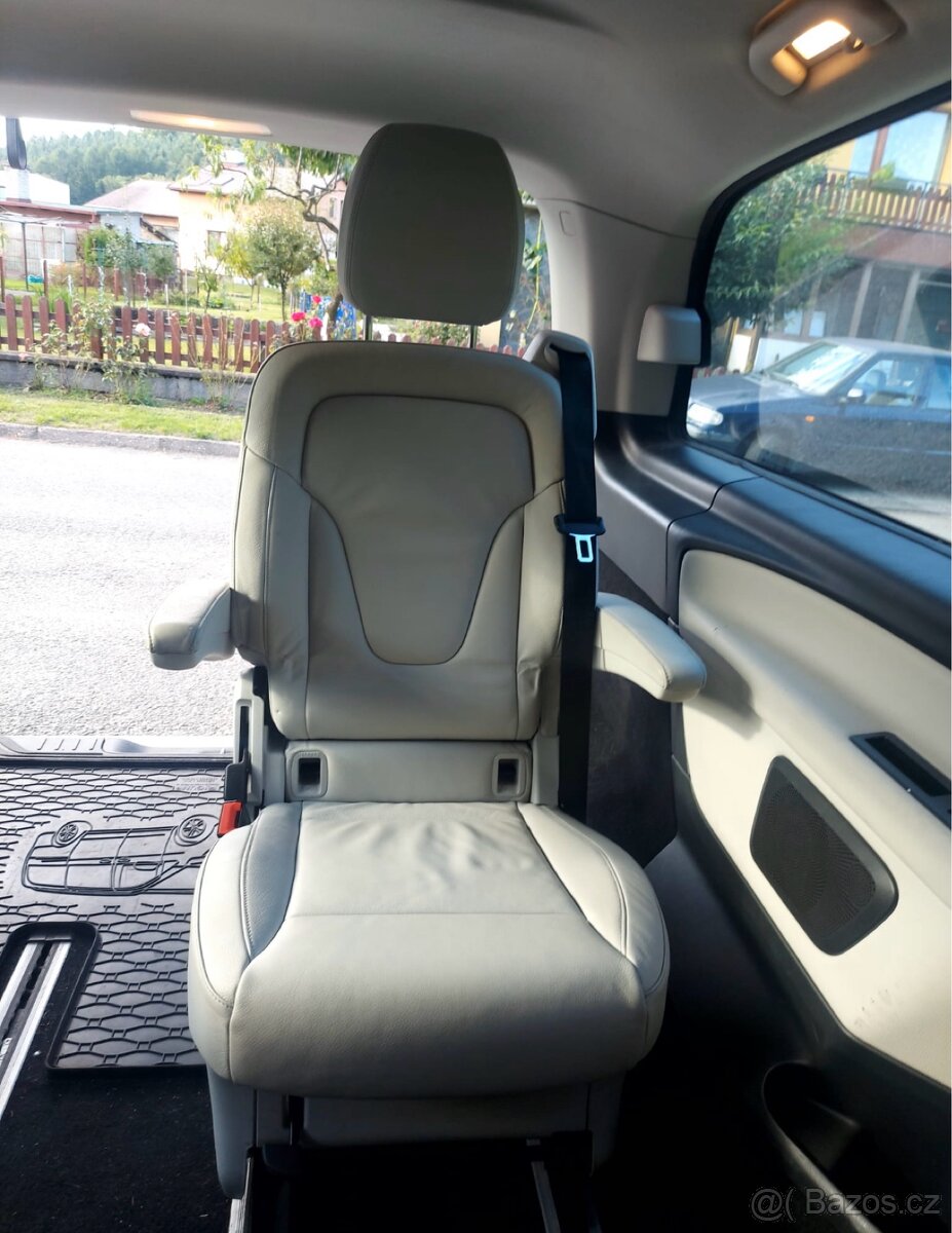 Křesla Mercedes W 447 V-Klasa světle bílá Lugano