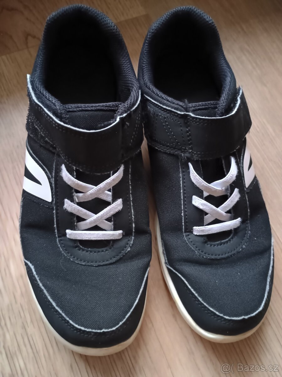 Tenisky vel 38.