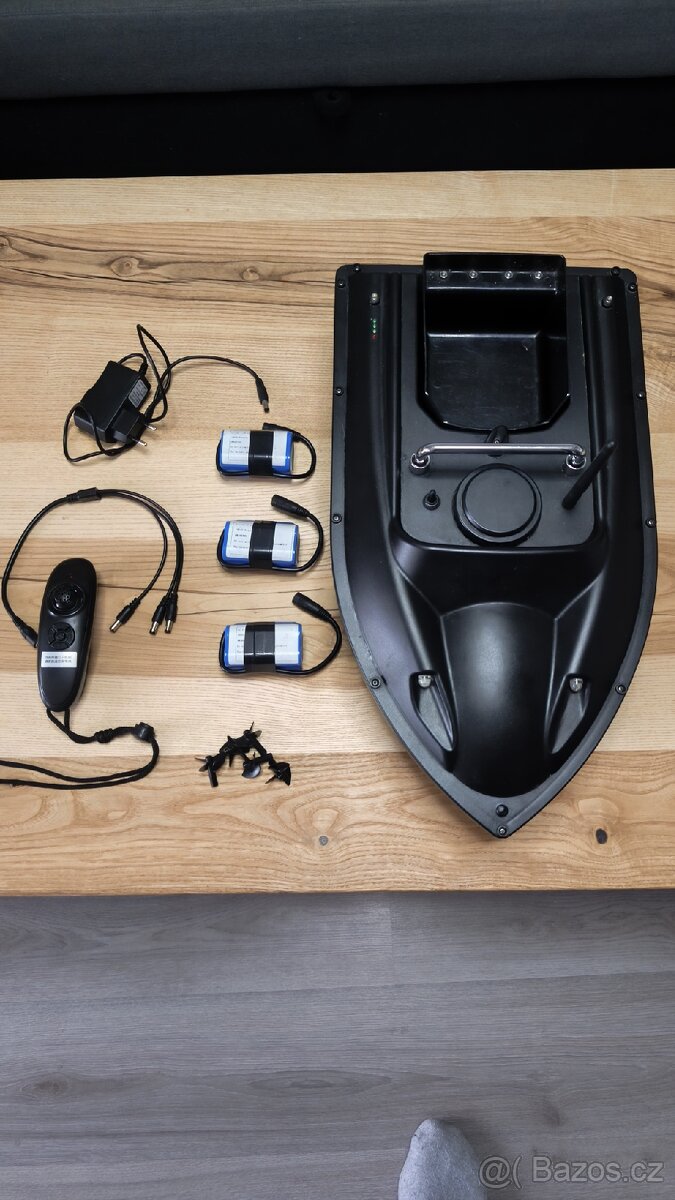 Zavážecí lodička bez GPS