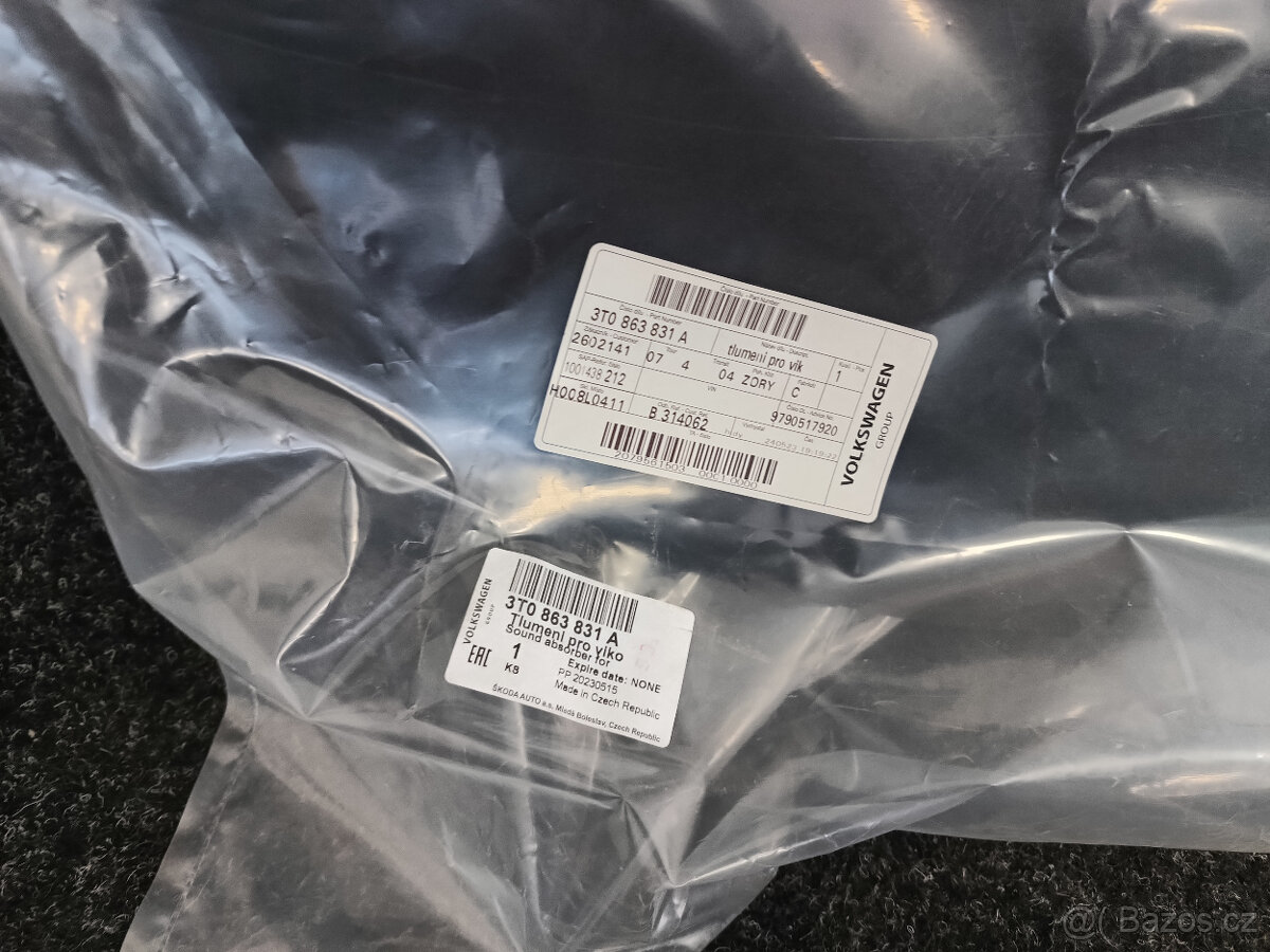 Tlumení kapoty 3T0863831A