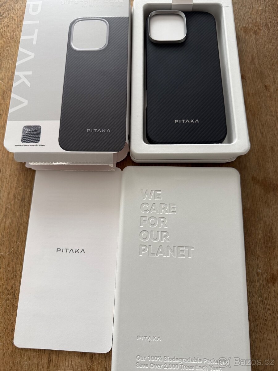 Kryt Pitaka Ultra-Slim Case Classic pro iPhone 16 Pro Max