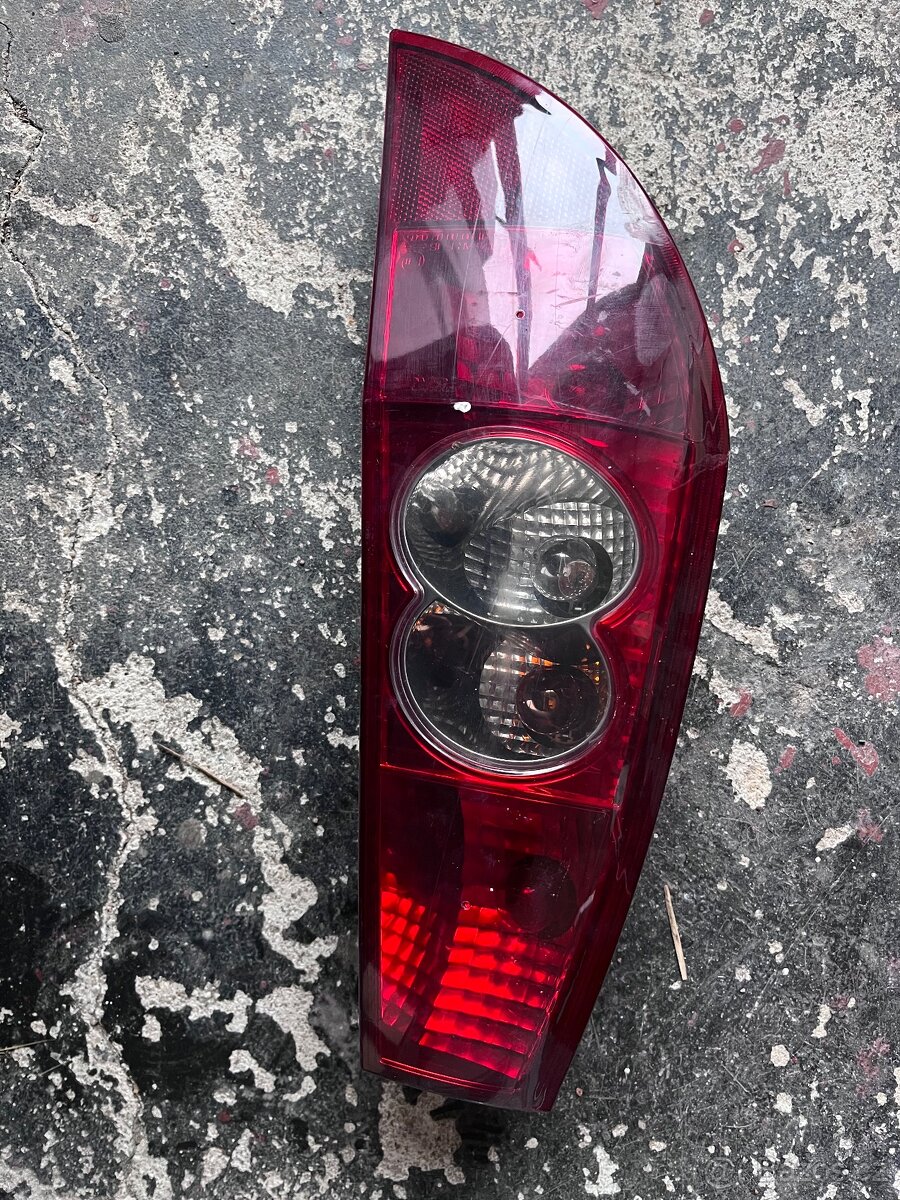 Aixam zadní světlo