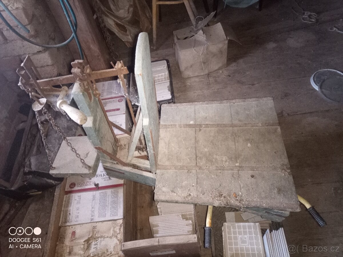 Váha decimálka historická