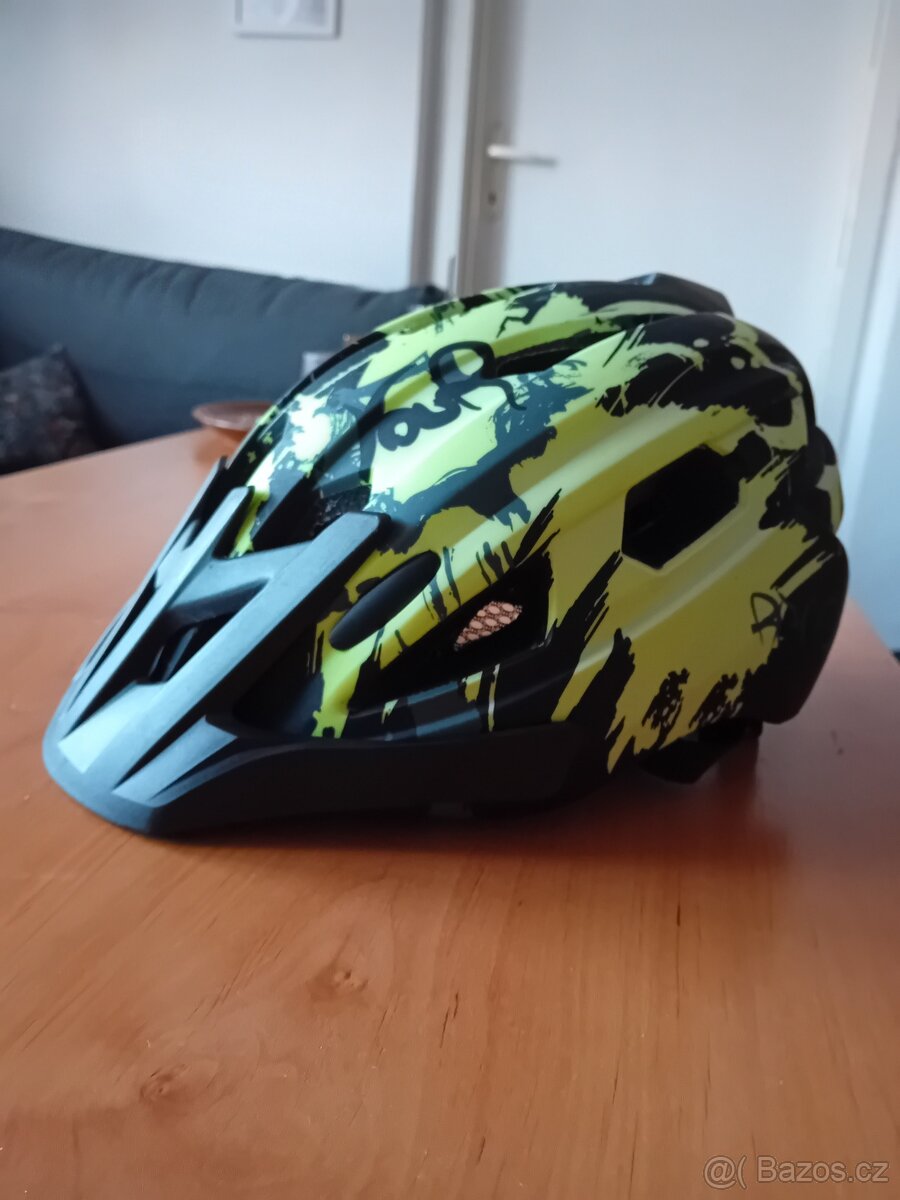 Cyklistická přilba