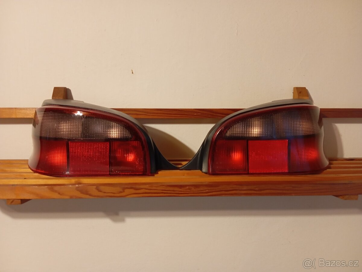 Zadní světla Citroen saxo