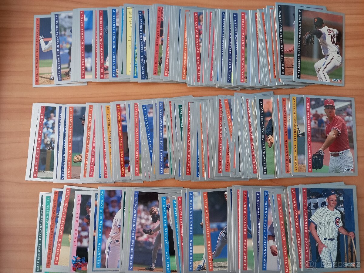 MLB karty Fleer 93 229 kusů
