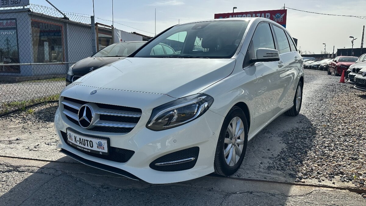Mercedes-Benz B180i 90kW ALU,Tažné,PDC