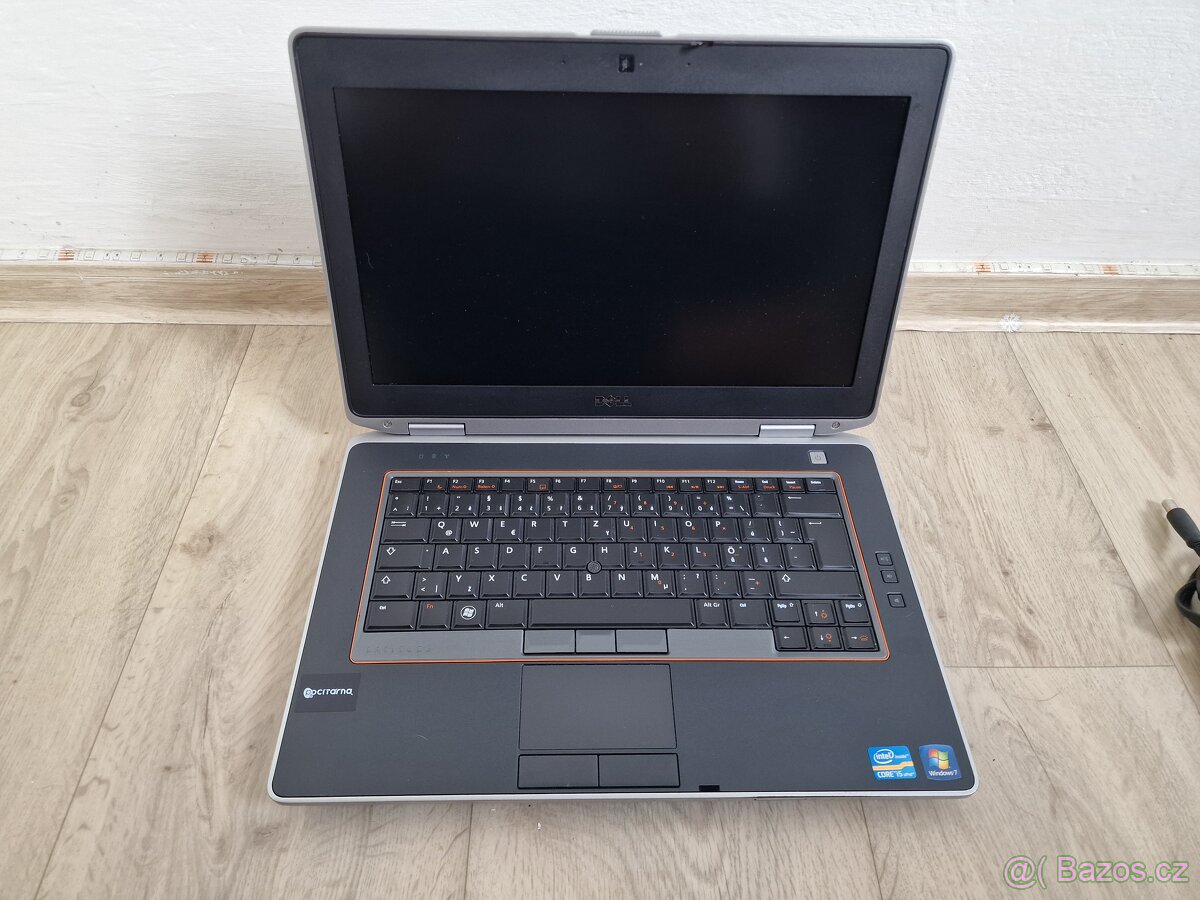 Dell latitude E6420 s podsvícenou klávesnici na filmy inter