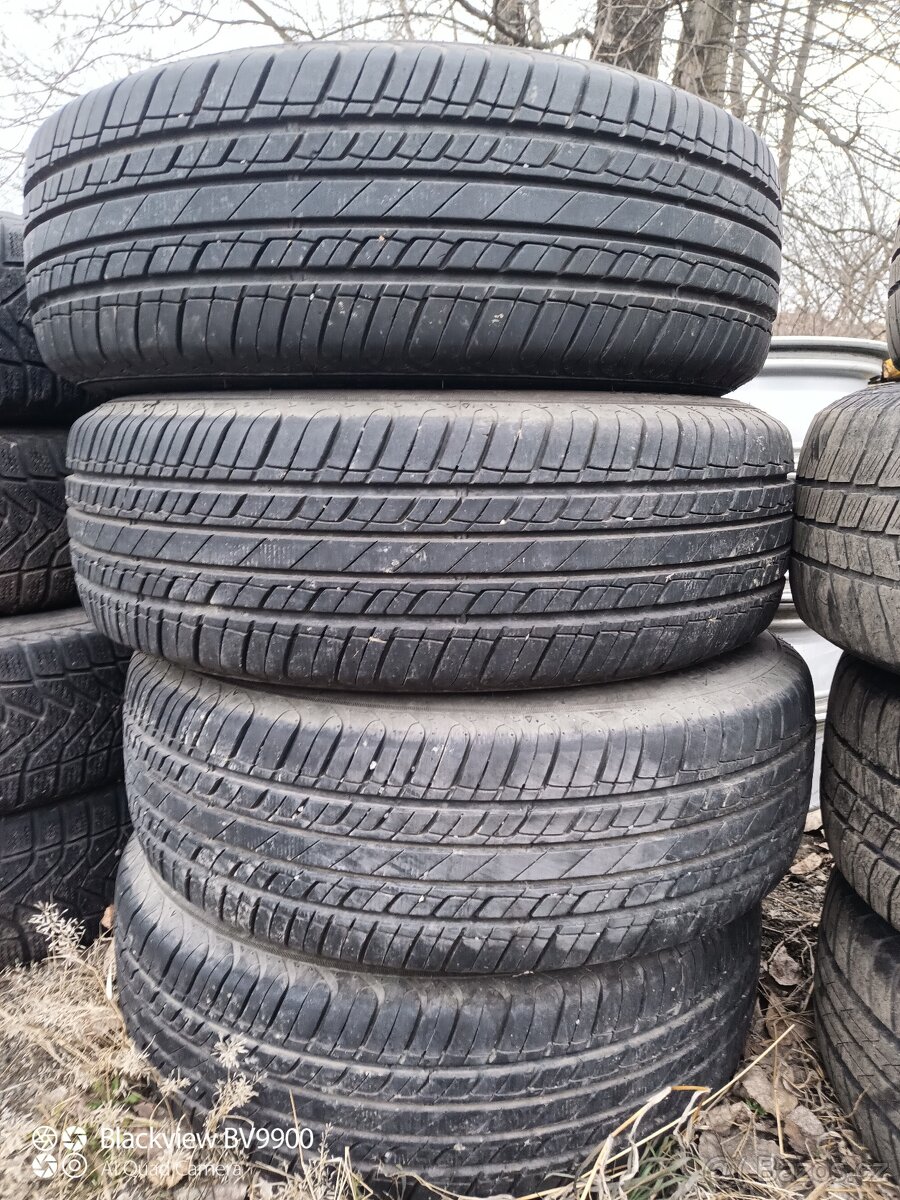 Letní pneumatiky 195/65 R15.