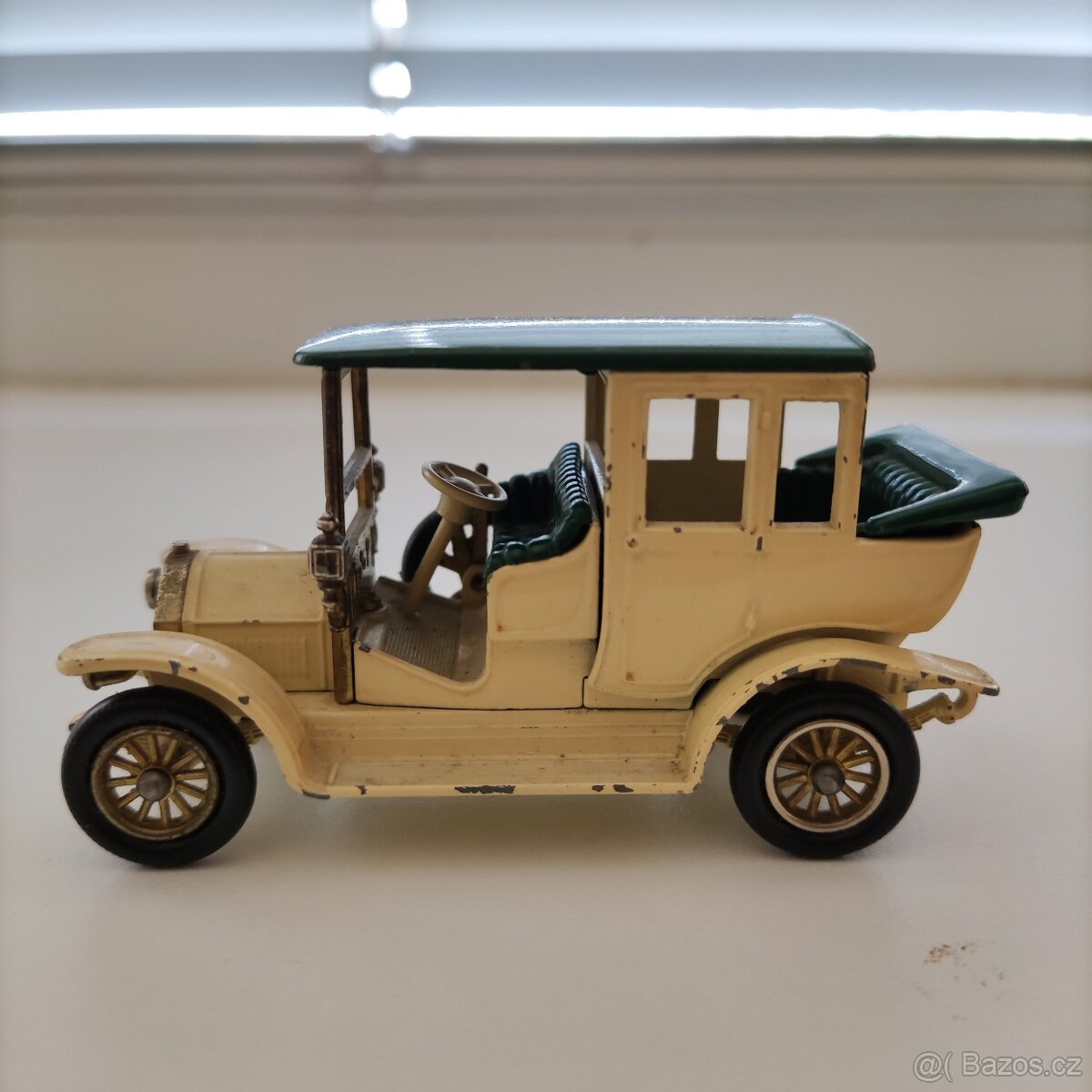 Benz Limousine