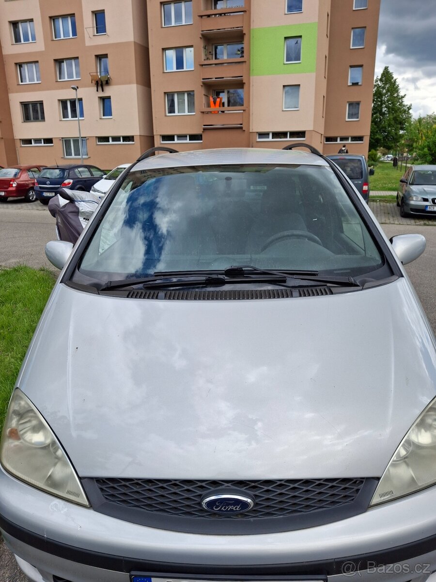 Ford Galaxy 2.3 benzín