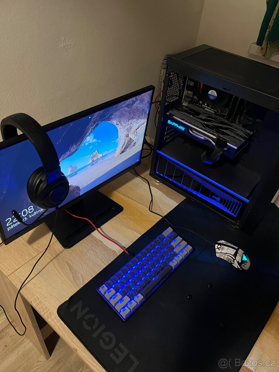 PC intel core i7-6700, AMD Radeon RX 580