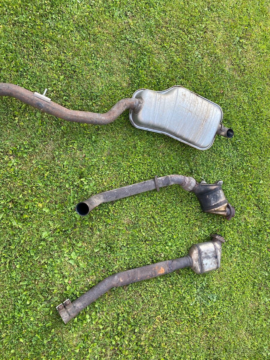 Kompletní výfuk bmw e46 320d 110kw