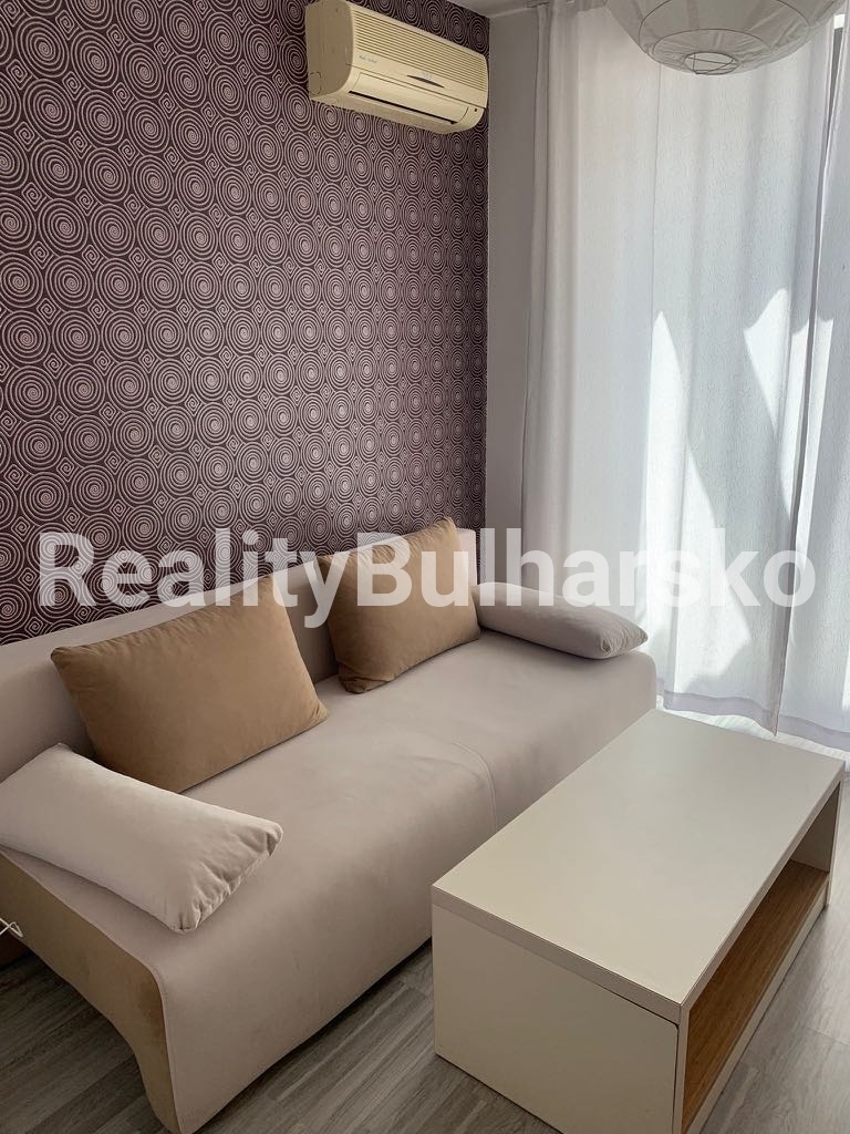 K prodeji utulný a plně vybavený apartmán 1+kk s balkonem