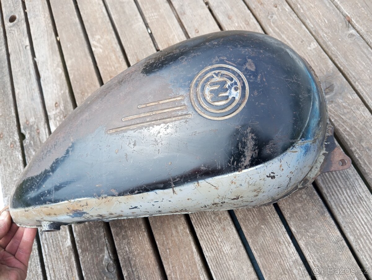 Nádrž ČZ 125/ 150 C patinovka