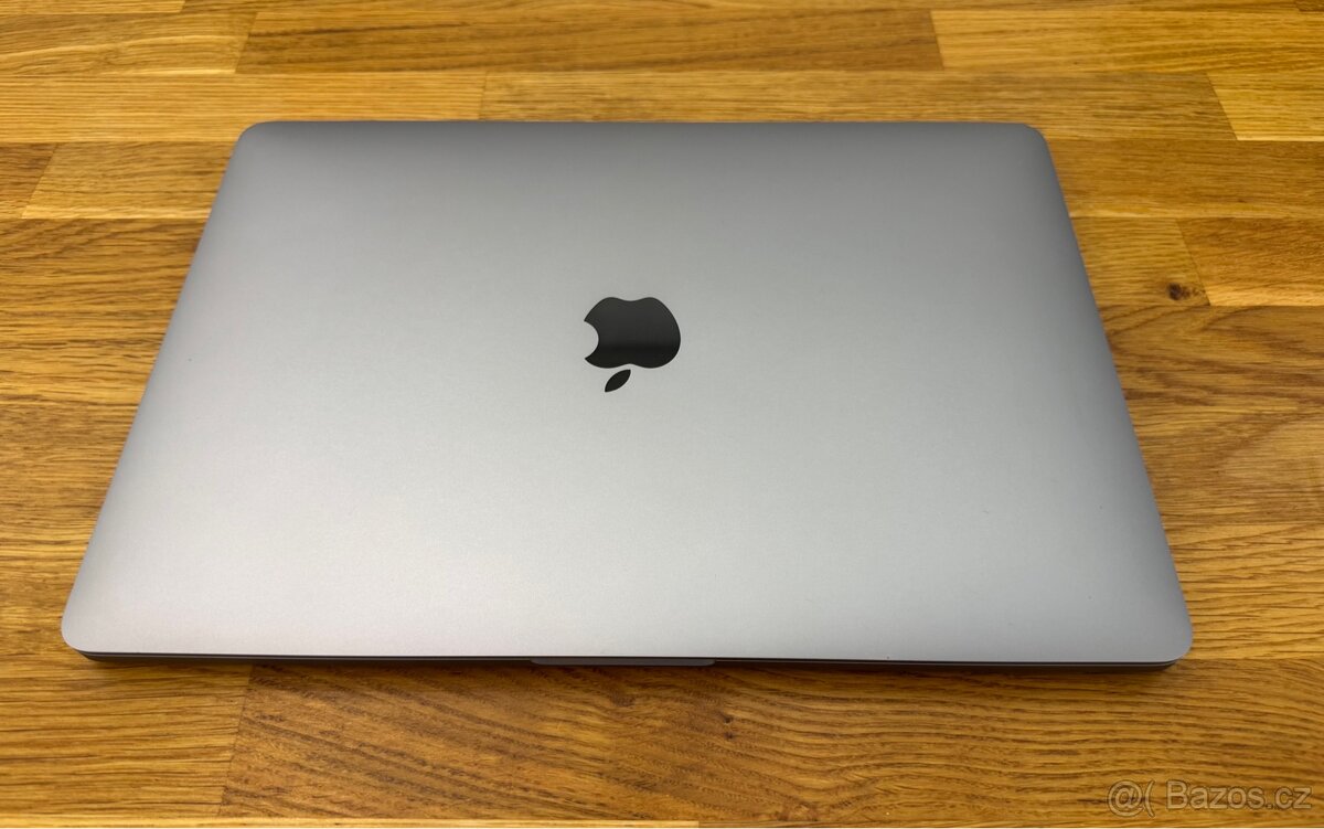 Prodám Macbook Pro