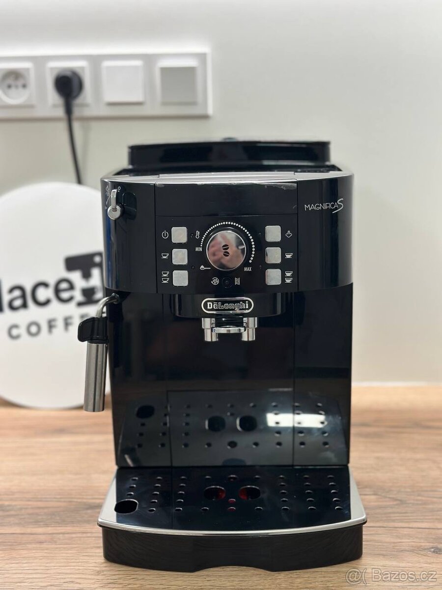 DeLonghi Magnifica S
